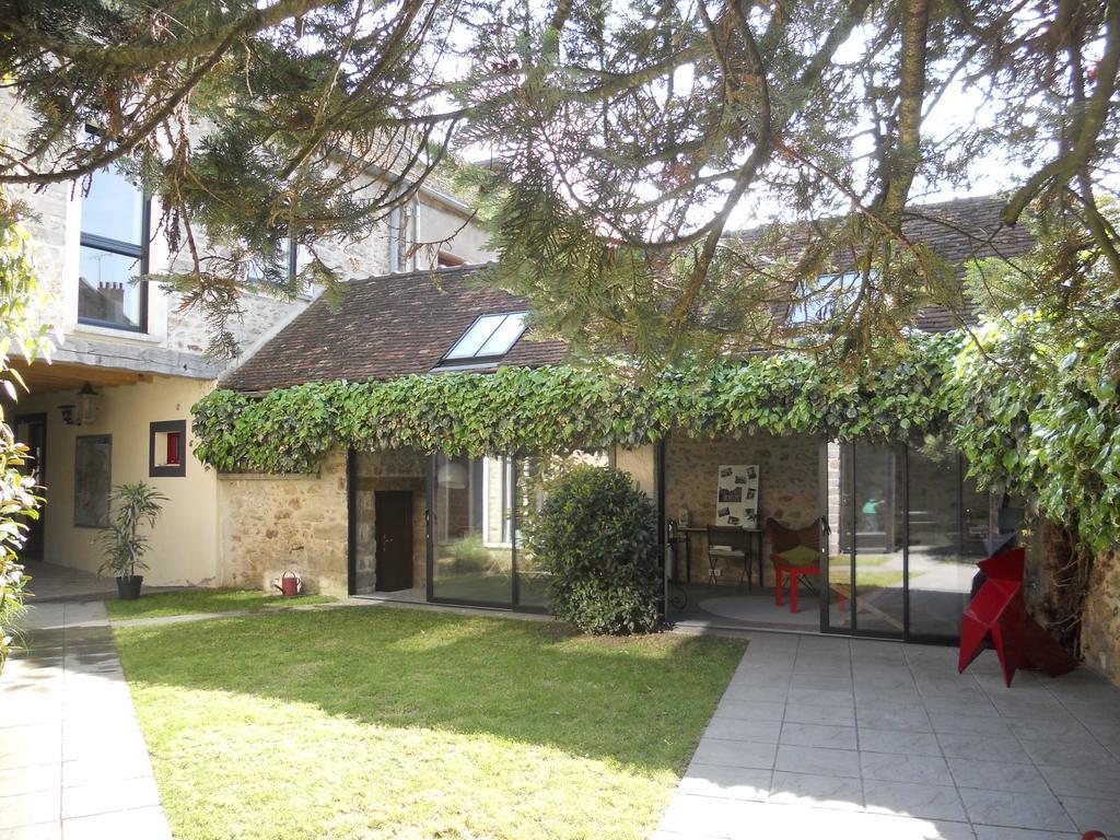 Le Nid D'Hirondelles Bed & Breakfast Perthes-en-Gatinais Exterior foto