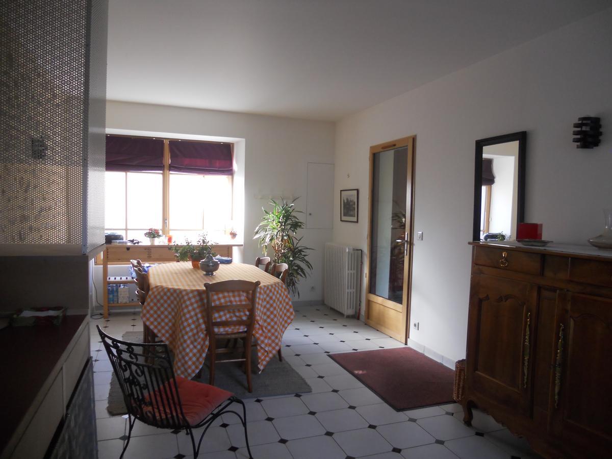 Le Nid D'Hirondelles Bed & Breakfast Perthes-en-Gatinais Exterior foto